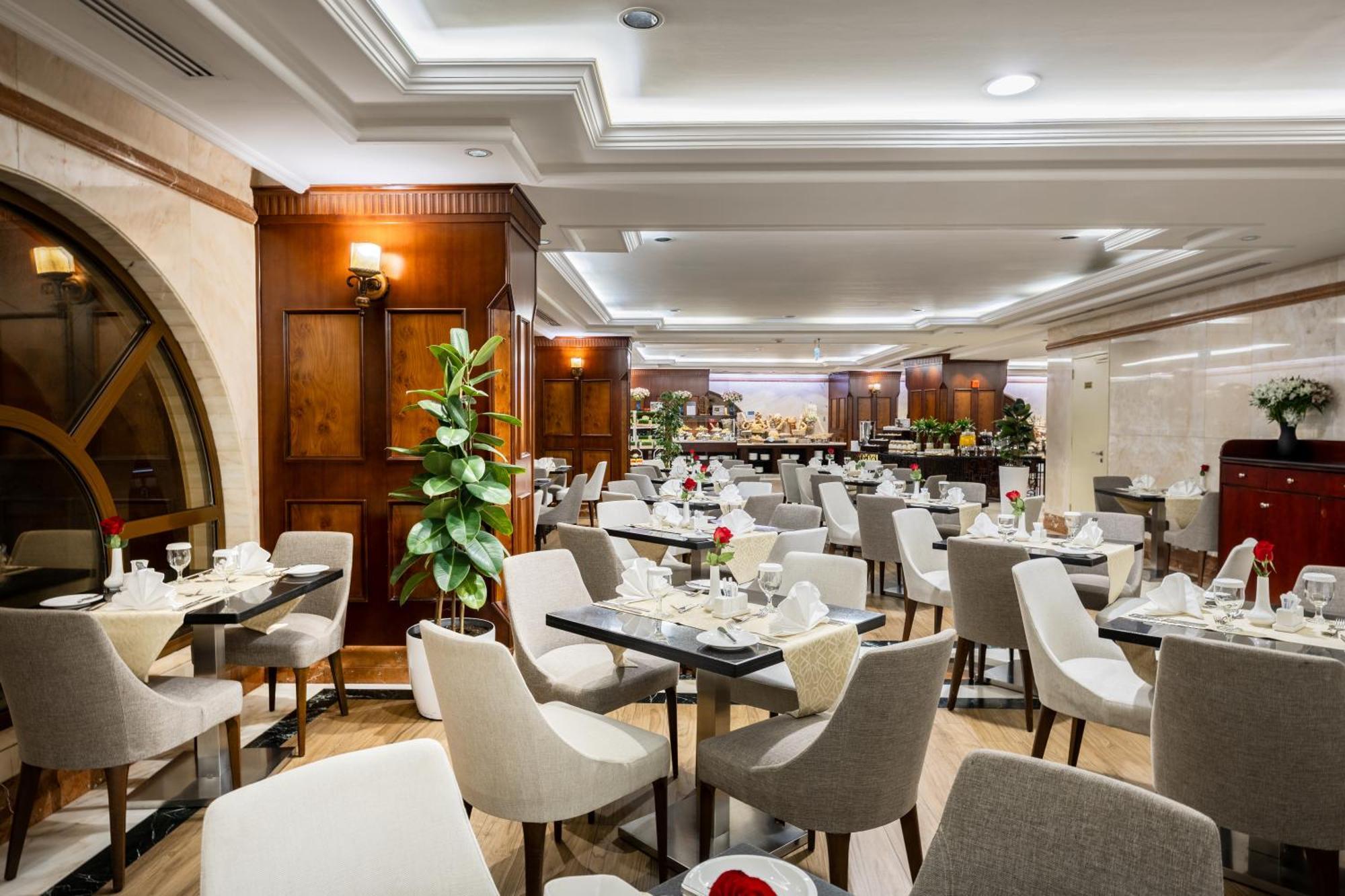 Emaar Royal Hotel Medina Bagian luar foto