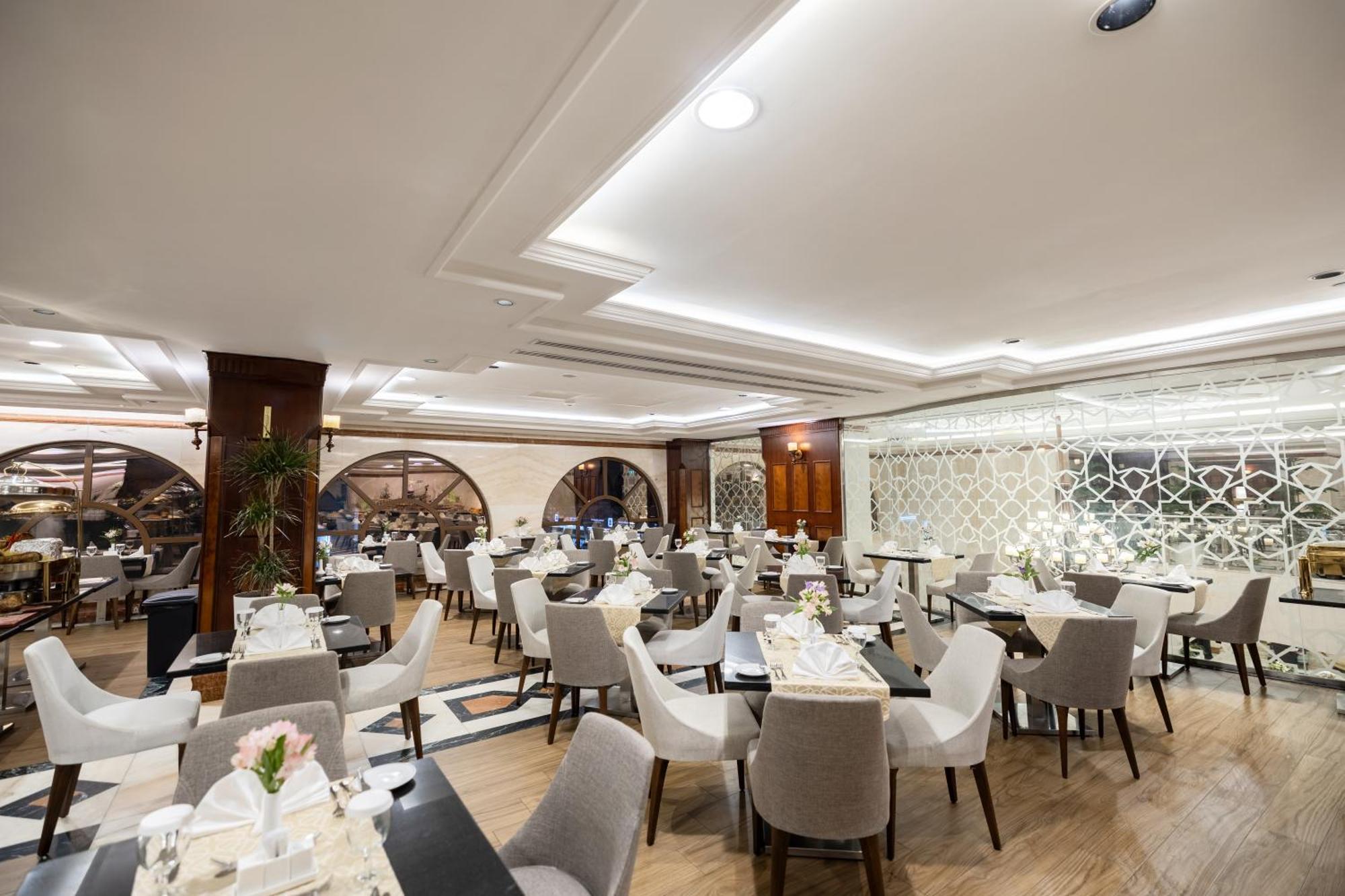 Emaar Royal Hotel Medina Bagian luar foto